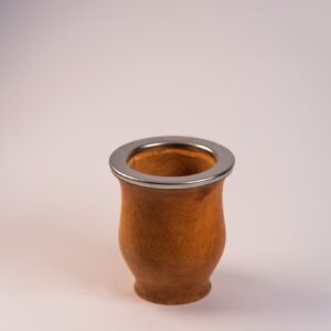 Camionero de algarrobo con boquilla de acero inoxidable